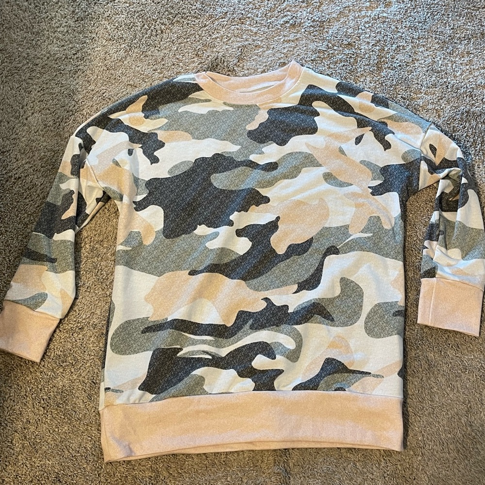 Pink and Gray Camouflage lightweight sweatshirt
